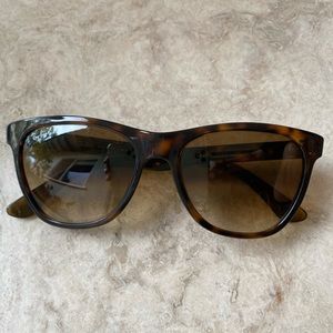 RayBan Wayfarer Sunglasses